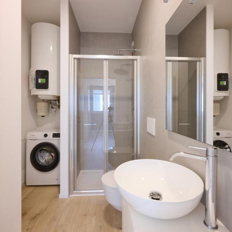 Venice Beach Apartments - Appartamento con 2 Camere da Letto - 3
