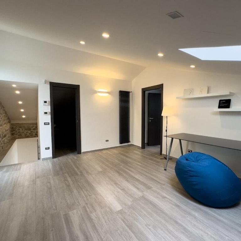 Emma Apartment 135 Mq Free Parking - Appartamento con 2 Camere da Letto - 7
