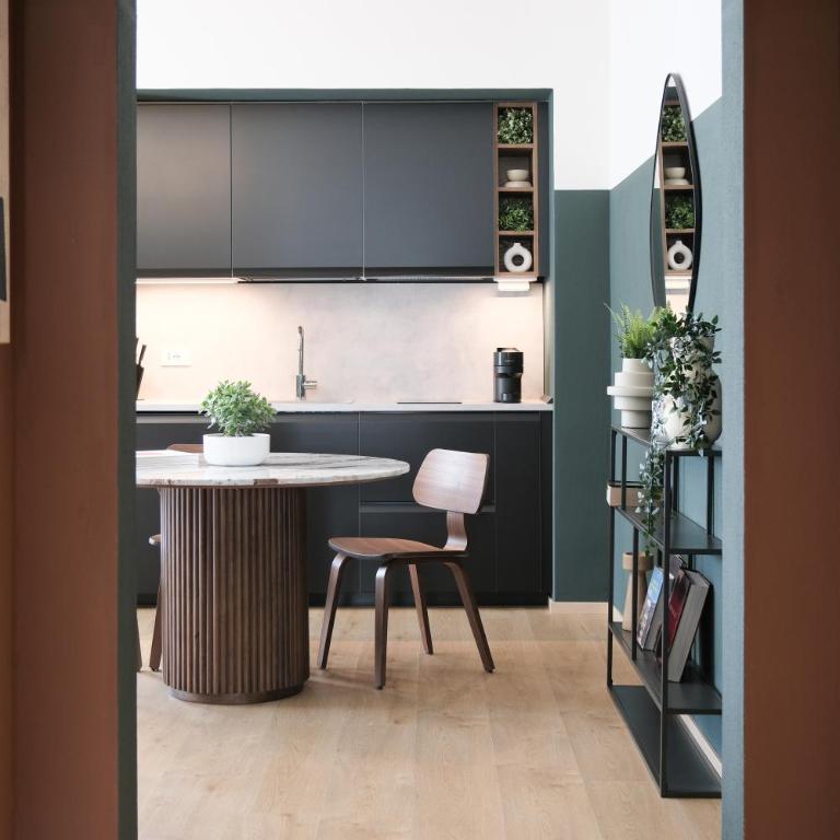 Prestige Main Apartment - Just 30 Seconds Walk to Bernina Express - Two-Bedroom Apartment with Mountain View - 27