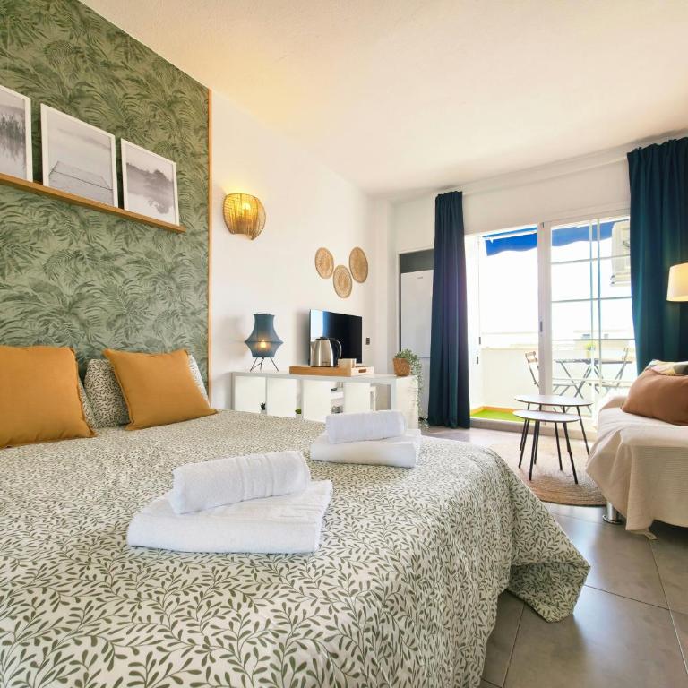 Acogedor Estudio en Torremolinos Centro - Estudio con terraza - 2