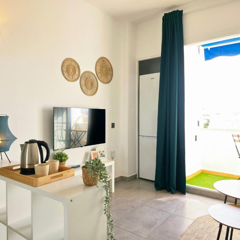 Acogedor Estudio en Torremolinos Centro - Estudio con terraza - 9