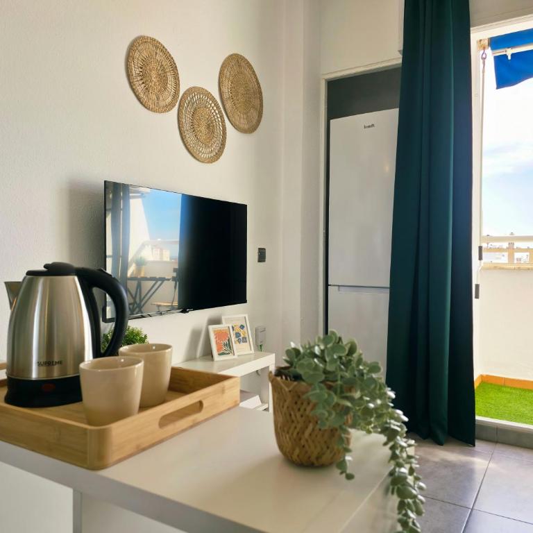 Acogedor Estudio en Torremolinos Centro - Estudio con terraza - 4