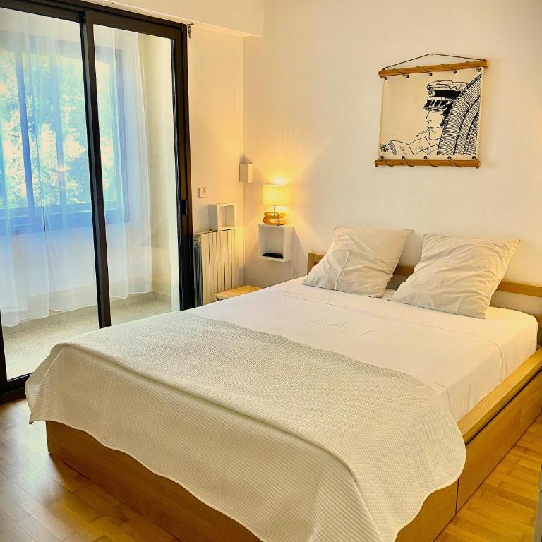 Grand T2 STANDING AJACCIO Proche centre et plages VUE PANORAMIQUE PARKING PRIVE - Appartement 1 Chambre - 31