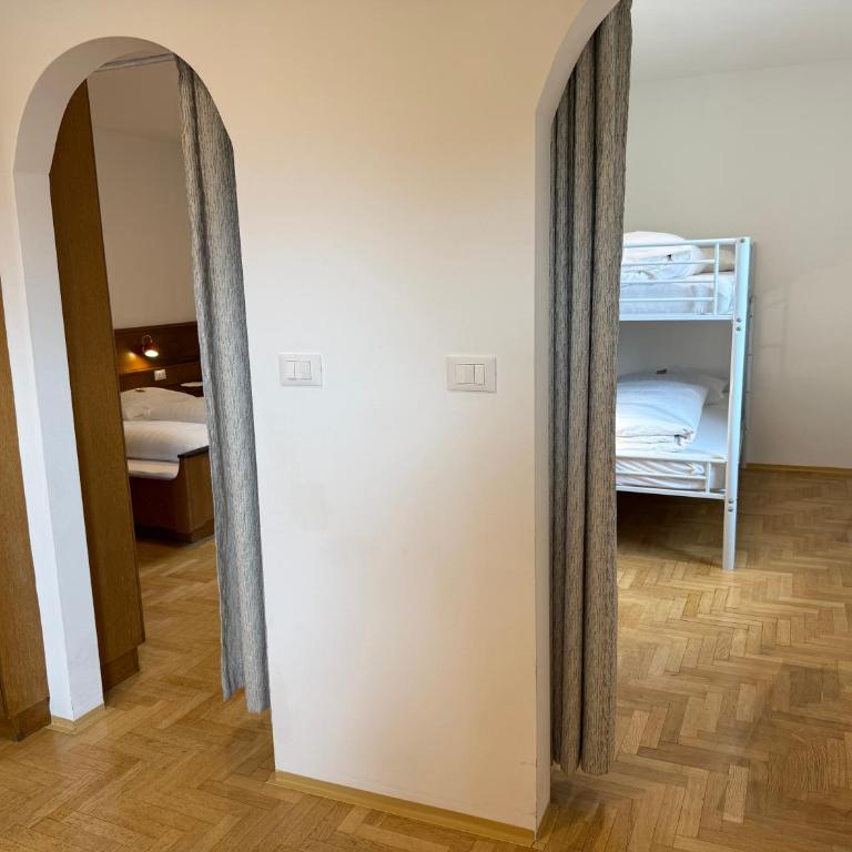 Gasthof Goldenes Lamm - Appartamento con Vista Montagna - 2