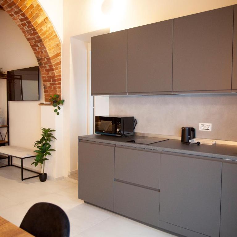 Switch Holiday 312 - Camera Tripla con Bagno Privato - 10