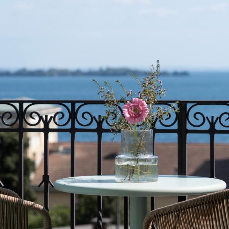 Gardone Palace Hotel - Camera Matrimoniale Deluxe con Balcone - 4
