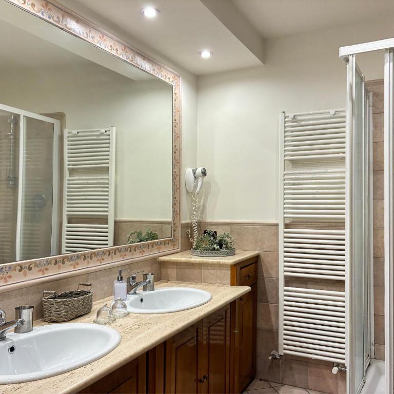 Holihome - La Suite dei Fiori - Two-Bedroom Suite - 16
