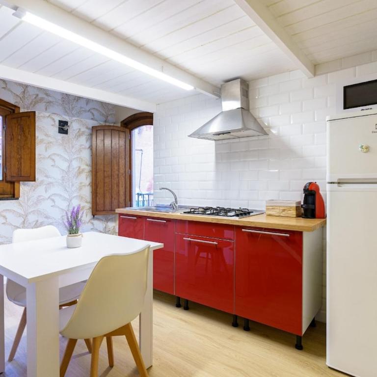 Electra House - One-Bedroom Apartment - 1