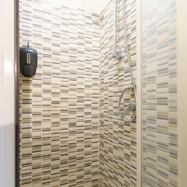 Electra House - One-Bedroom Apartment - 6