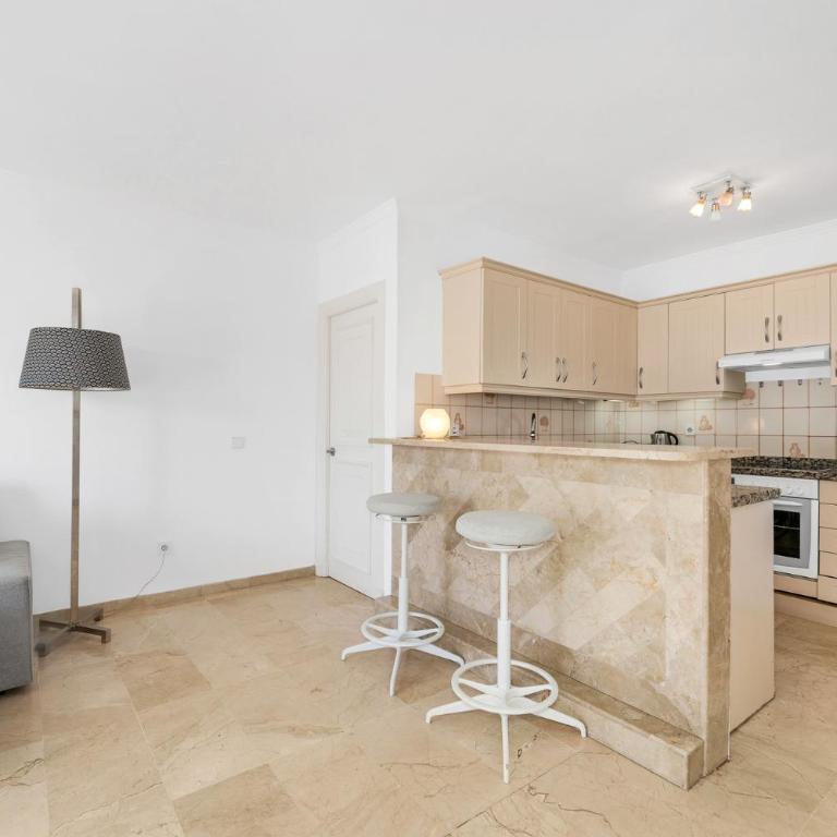 Cute Apartment in Benamara a few meters from the beach between Estepona &Marbella - Apartamento de 2 dormitorios - 6