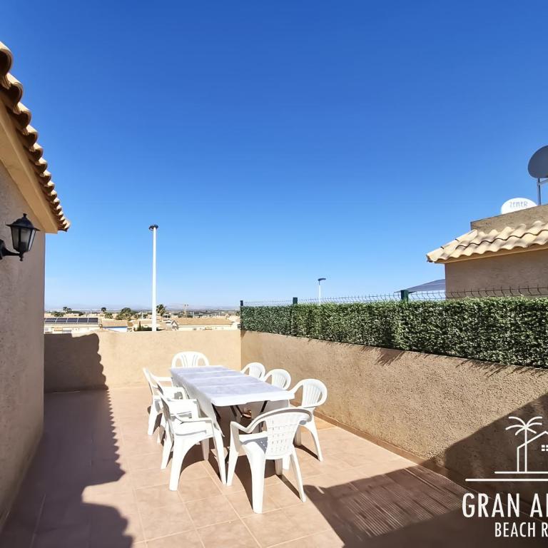 STAY IN MONTE Y MAR III - Chalet de 3 dormitorios - 2