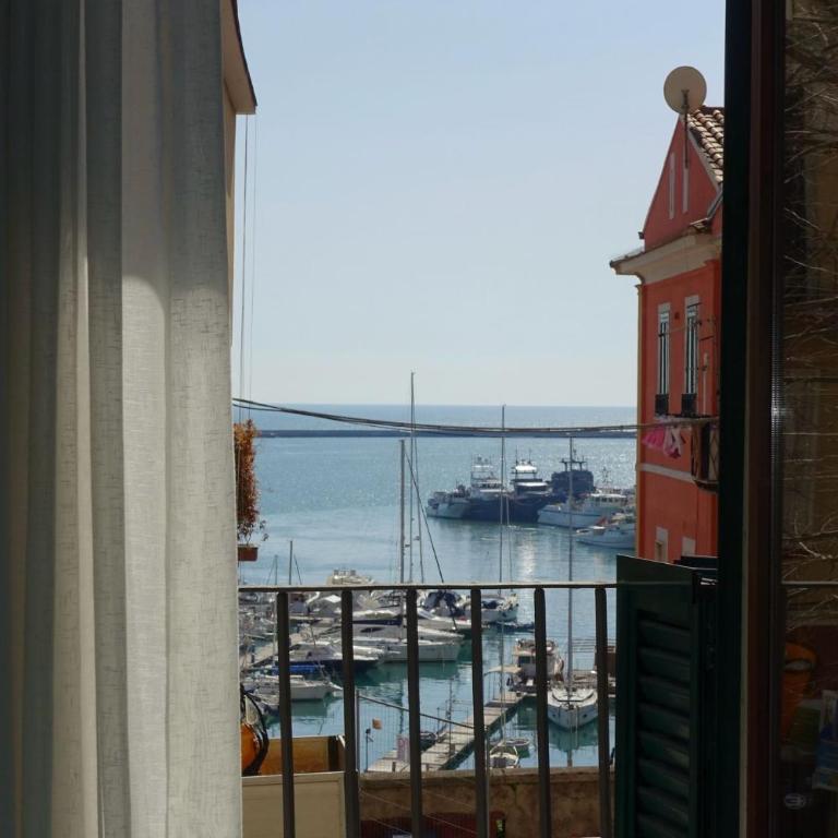 Ninina Boutique Suites - Camera Deluxe - 2
