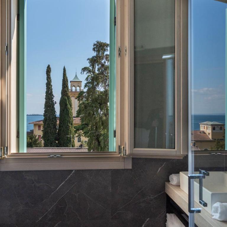 Gardone Palace Hotel - Camera Matrimoniale con Balcone - 1