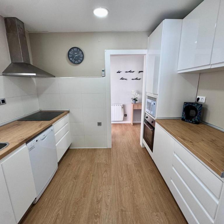 Vila Mar - Three-Bedroom House - 24