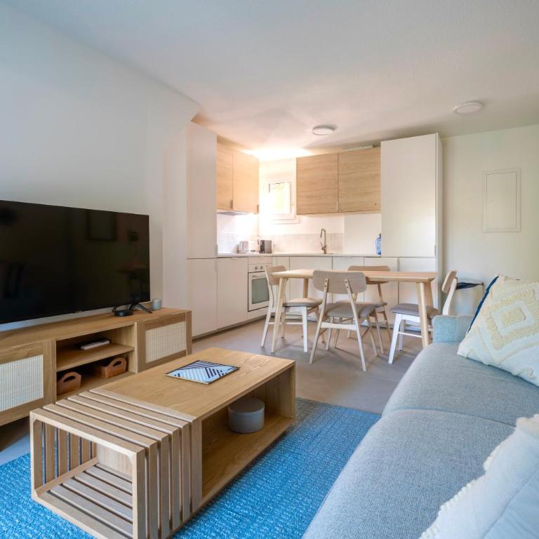 Petite maison pour 6 - jardin clim piscine parking - Maisonnette - 6