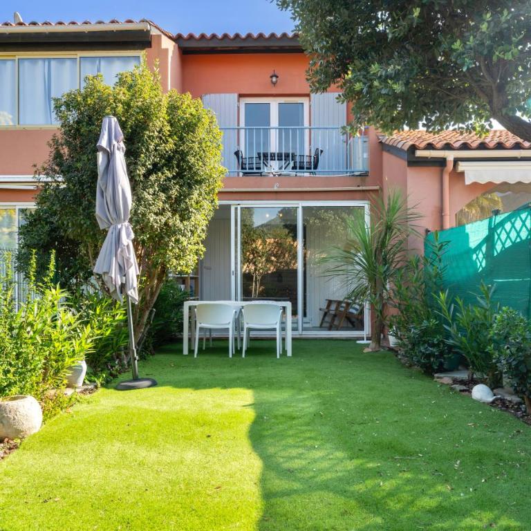 Petite maison pour 6 - jardin clim piscine parking - Maisonnette - 12