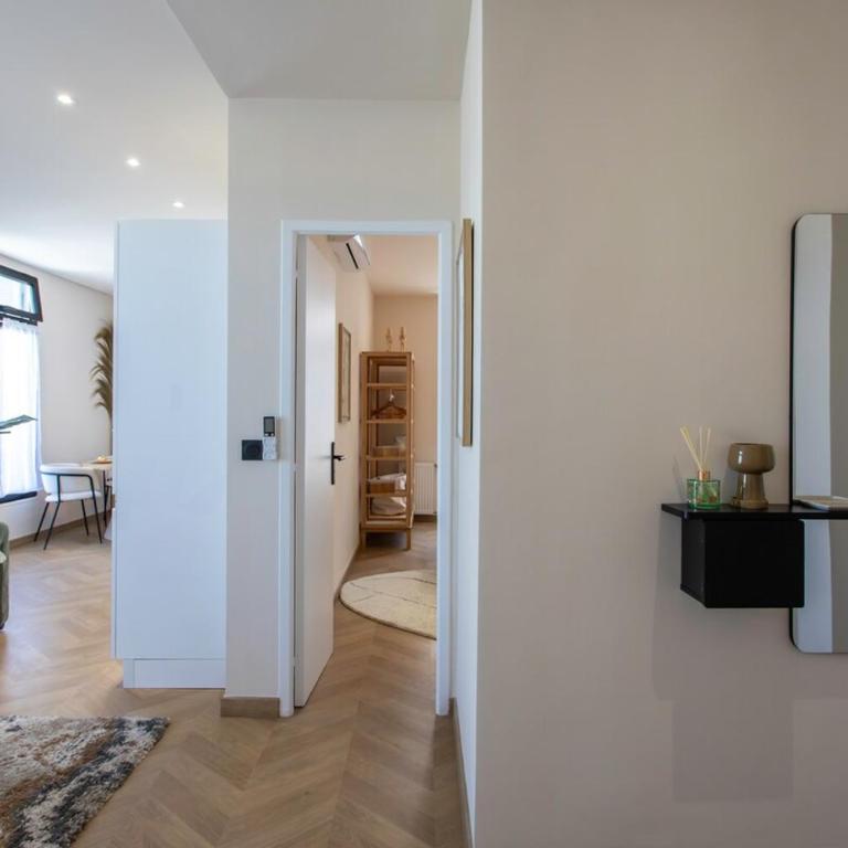 #52 Staywizus - Etoile Suite ,Central, Balcony, AC - 5 min Place Massena - Appartement 2 Chambres - 22