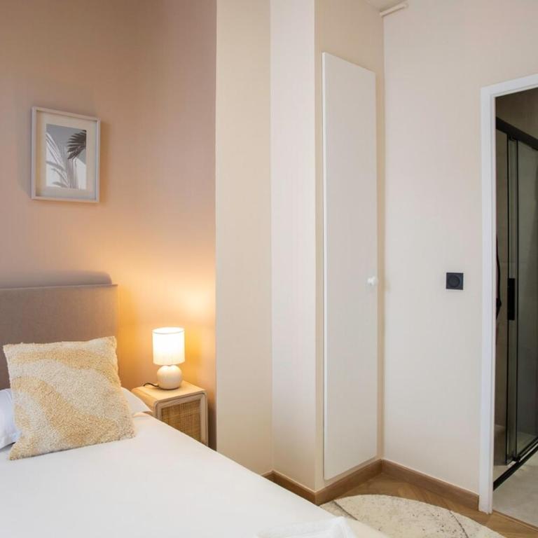#52 Staywizus - Etoile Suite ,Central, Balcony, AC - 5 min Place Massena - Appartement 2 Chambres - 38