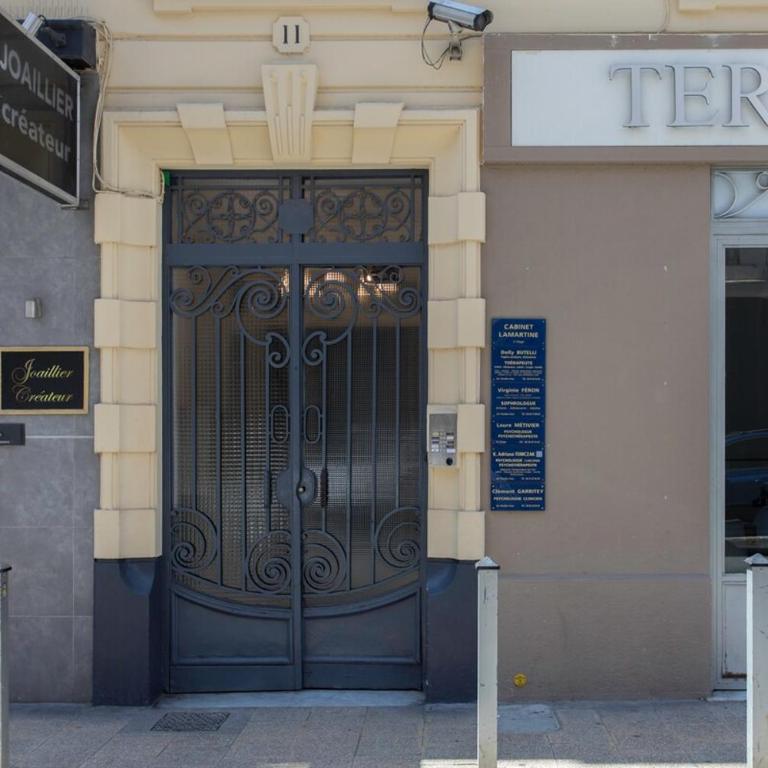 #52 Staywizus - Etoile Suite ,Central, Balcony, AC - 5 min Place Massena - Appartement 2 Chambres - 43