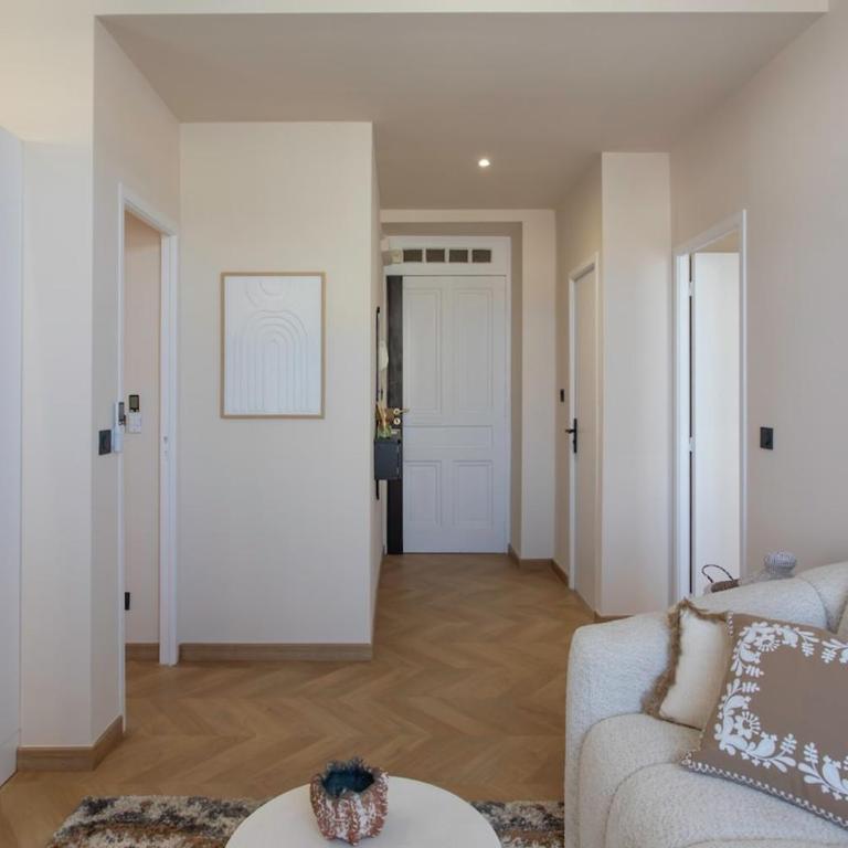 #52 Staywizus - Etoile Suite ,Central, Balcony, AC - 5 min Place Massena - Appartement 2 Chambres - 48