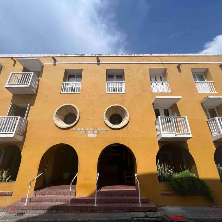 Beautiful duplex in the historic center! - Two-Bedroom Apartment - 25