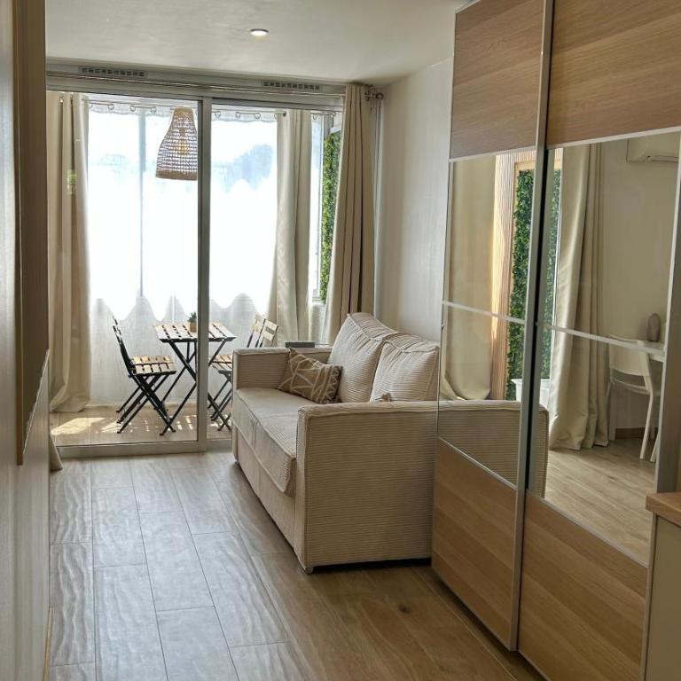 Azur & Chill - à proximité Mer Train Bus Aéroport - One-Bedroom Apartment - 10