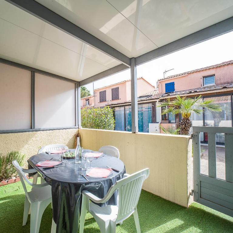 Notre Patio - Maisonette climatisée proche plage - Two-Bedroom House - 1