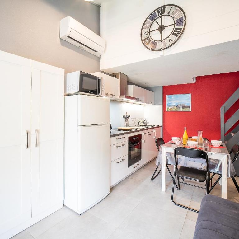 Notre Patio - Maisonette climatisée proche plage - Two-Bedroom House - 9