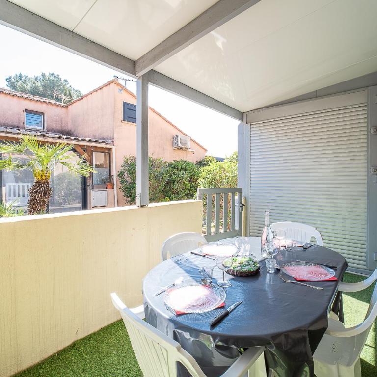 Notre Patio - Maisonette climatisée proche plage - Two-Bedroom House - 12
