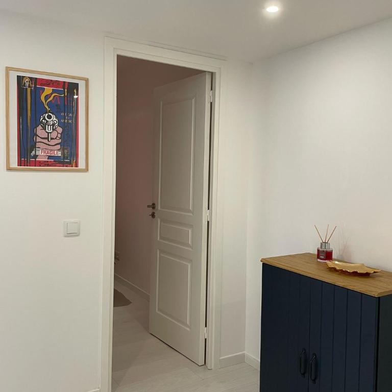 Appartement rénové - Chambre double - Parking - Climatisation - 10 min de la plage - Appartement 1 Chambre - 17