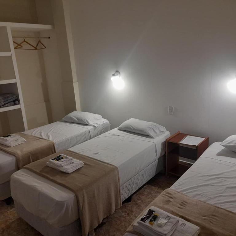 Hotel Emmanuel - Habitación Triple - 3