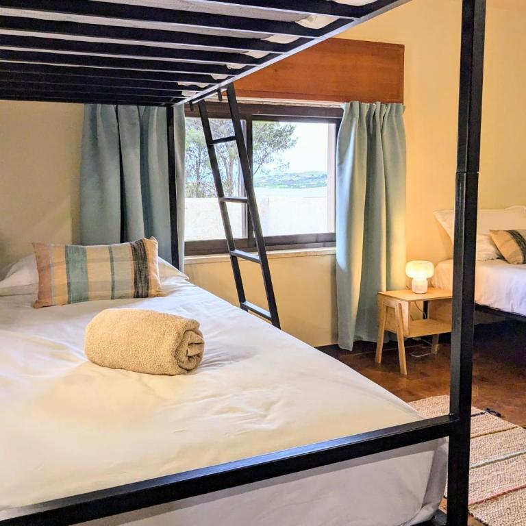 The Place World - Yoga, Wind & Water - Letto a Castello in Dormitorio Femminile - 3