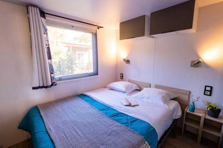 Martigues, Camping de l'Arquet **** - Mobile Home - 6
