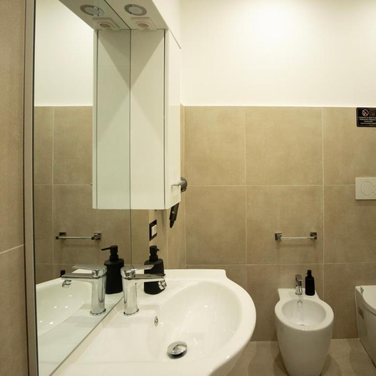Umberto Home 303 - Single Room - 9