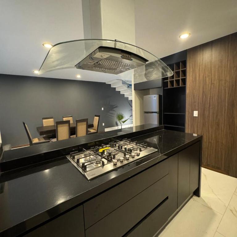 Large house in an exclusive area - Three-Bedroom Apartment - 24
