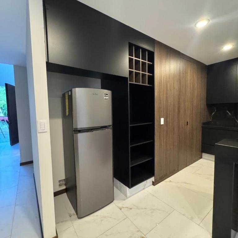 Large house in an exclusive area - Three-Bedroom Apartment - 30