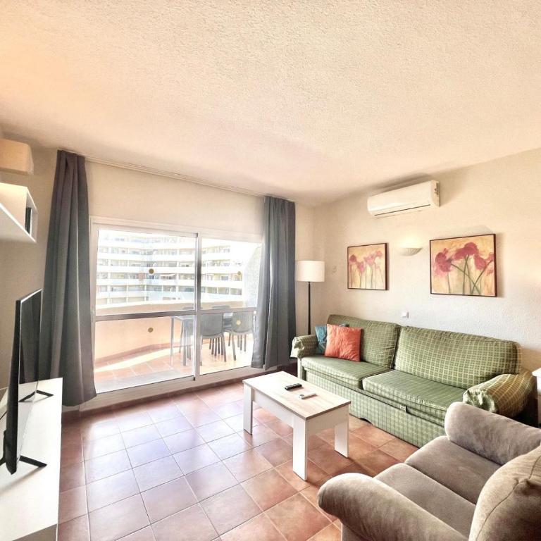 Large Apartment Side Sea View Benalbeach - Apartamento con balcón - 4