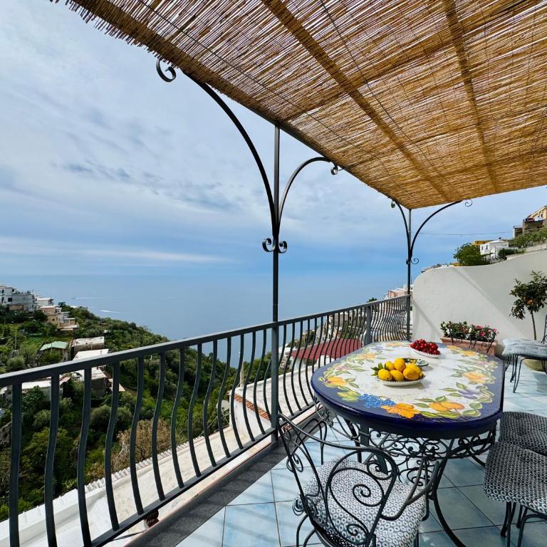 YourHome - Casa Malisa - Appartamento con 2 Camere da Letto e Vista Mare - 1