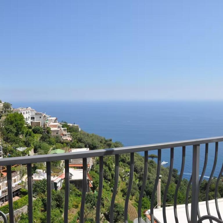 YourHome - Casa Malisa - Appartamento con 2 Camere da Letto e Vista Mare - 3