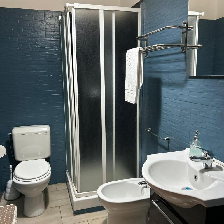 Vivendo Rooms - Triple Room with Private Bathroom - 7