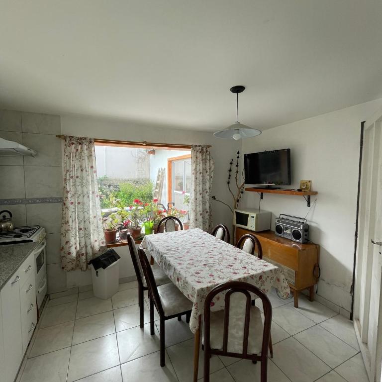 Casa céntrica confort con salón y parrilla - Casa de 2 dormitorios - 14