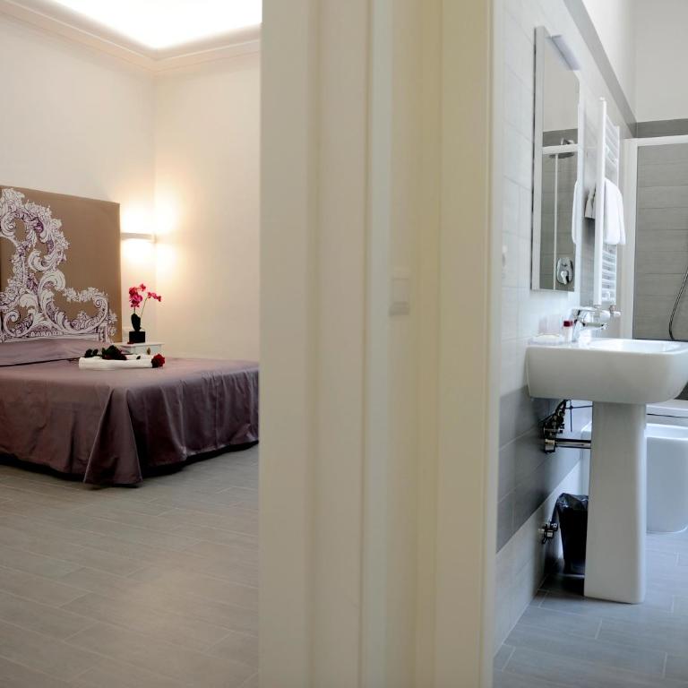 Easyrome Guest House - Camera Quadrupla - 24