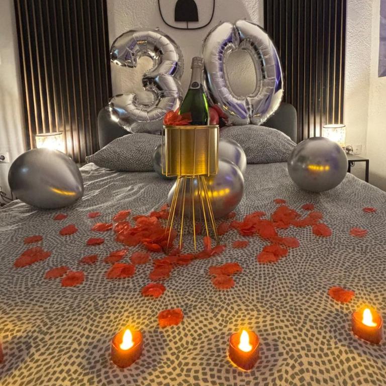 Love Room-Jacuzzy-Beziers - Appartamento con 1 Camera da Letto - 11