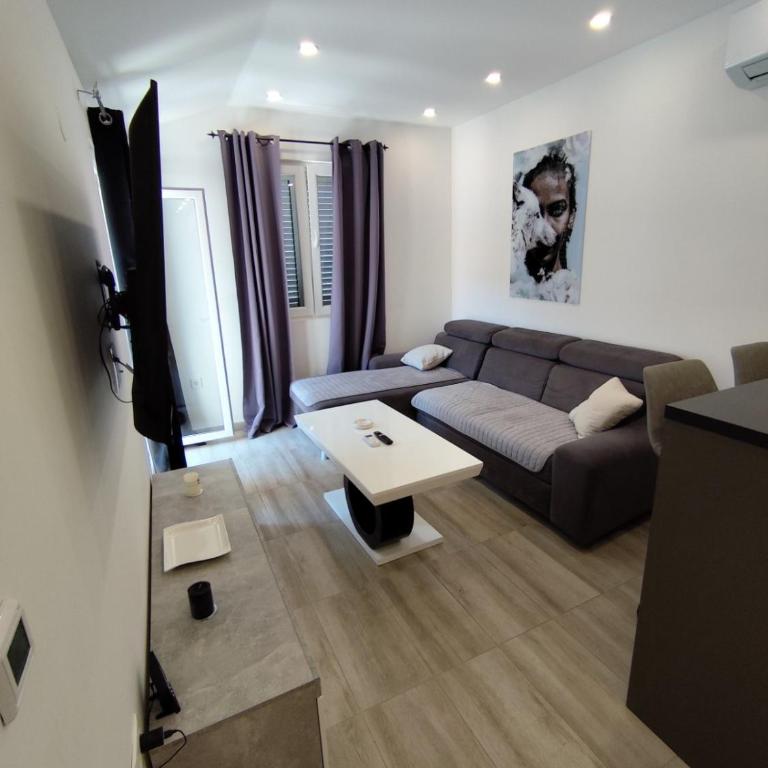 Apartman Lidija - Two-Bedroom Apartment - 2