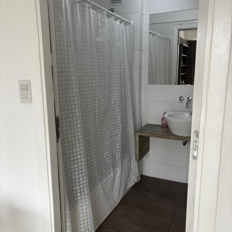 Luminoso Loft con patio privado y parrilla, acepta mascotas - Apartamento de 1 dormitorio - 47