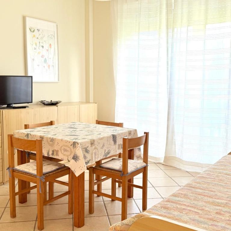 M434 - Marcelli, trilocale in residence con piscina - Appartamento con 2 Camere da Letto - 2