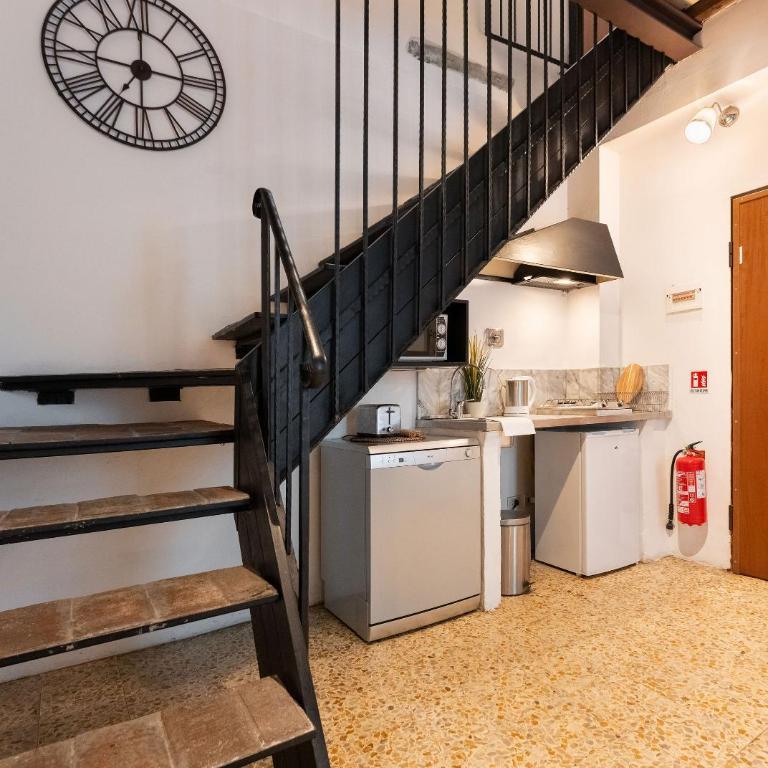 Keys of Italy - F1 - Fiesolana 24 - Santa Croce one bedroom apartment for couples - Apartment - 24