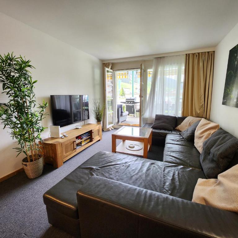 Grosszügige 3 Schlafzimmer Wohnung mit privatem Garten neben Jakobshornbahn - Apartment mit Blick auf die Berge - 70