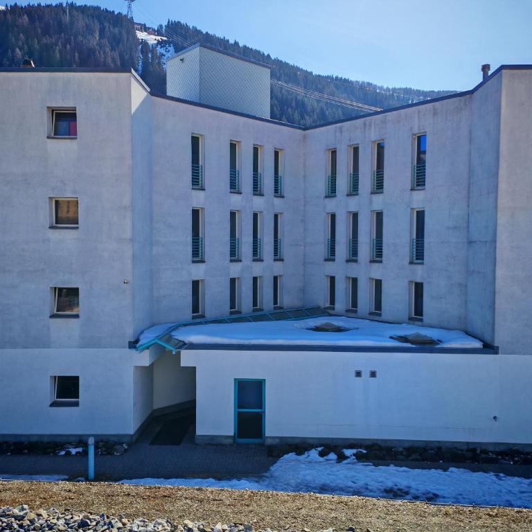 Grosszügige 3 Schlafzimmer Wohnung mit privatem Garten neben Jakobshornbahn - Apartment mit Blick auf die Berge - 65