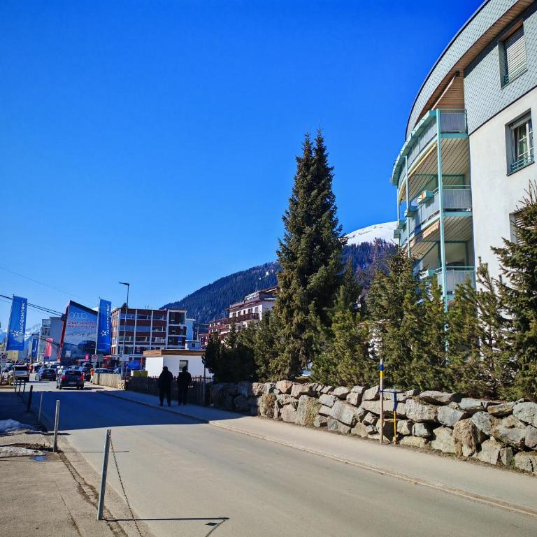 Grosszügige 3 Schlafzimmer Wohnung mit privatem Garten neben Jakobshornbahn - Apartment mit Blick auf die Berge - 91